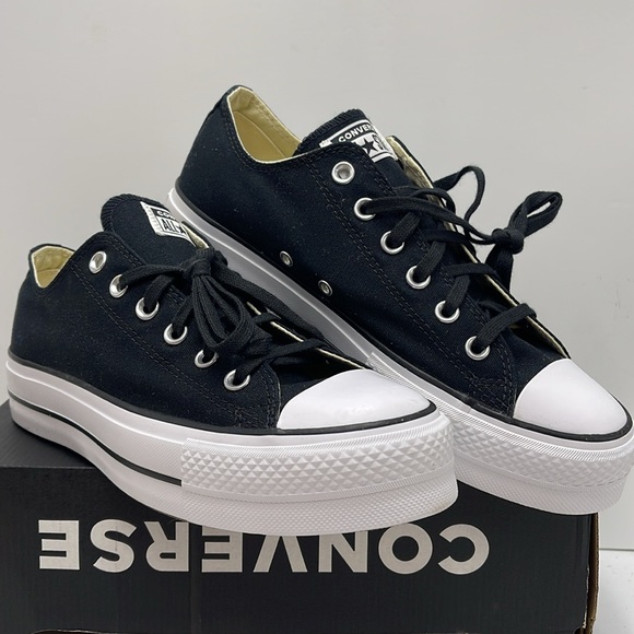 Converse WMNS CTAS LIFT OX
BLACK/WHITE/WHITE 560250C Platforms Sneakers - Picture 6 of 16